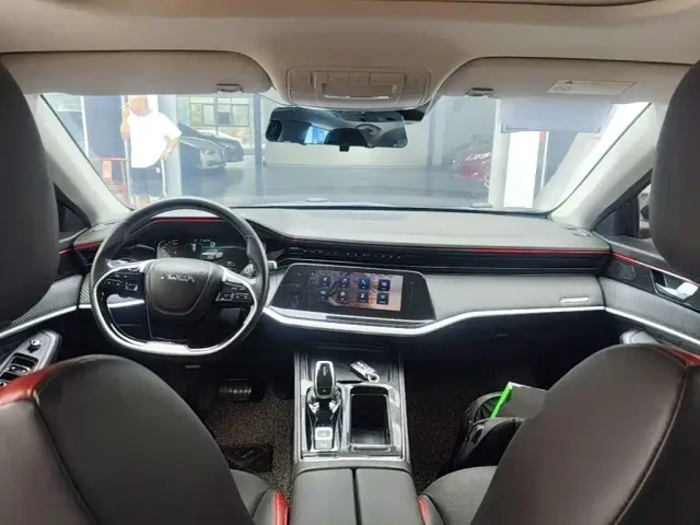 Dongfeng Yixuan MAX — Фото автомобиля 9