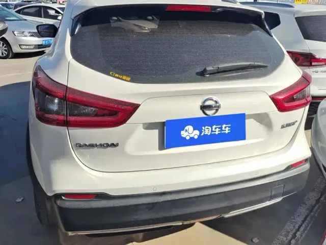 Nissan Qashqai — Фото автомобиля 4