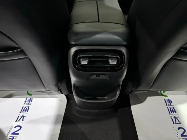 GAC AION UT super — Фото автомобиля 22
