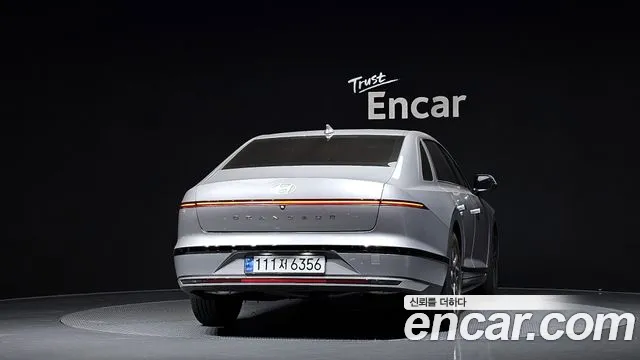 Hyundai Grandeur GN7 — Фото автомобиля 4