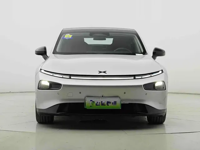 Xpeng P7 — Фото автомобиля 3