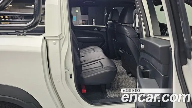 KG_Mobility_Ssangyong Rexton — Фото автомобиля 11