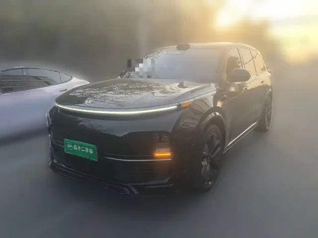 Фотография автомобиля — Li Auto L9