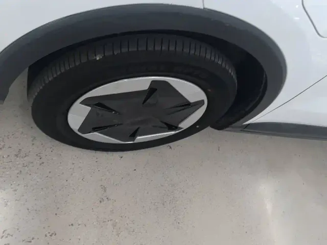 Geely Geometry E Firefly — Фото автомобиля 22