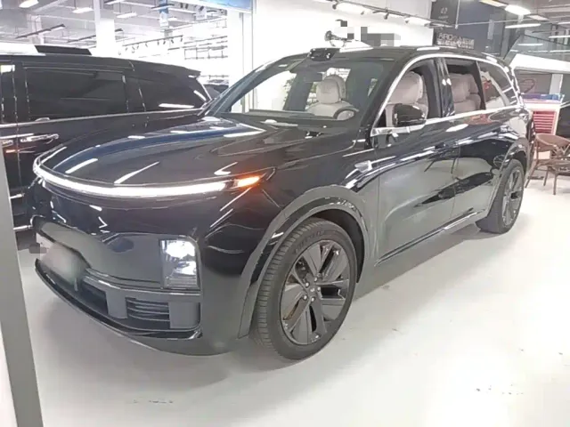 Фотография автомобиля — Li Auto L9