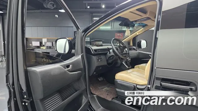 Hyundai Staria Staria L3.5 Карго 3 места — Фото автомобиля 9
