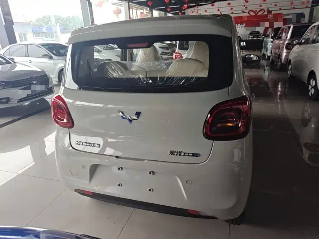 Wuling Hongguang Mini EV — Фото автомобиля 5