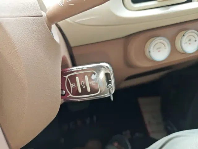 Wuling Hongguang Mini EV — Фото автомобиля 8