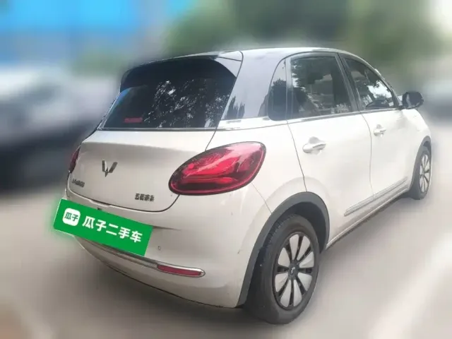 Wuling Motors Wuling Bingo 2023 333km Smart Connectivity Edition — Фото автомобиля 4