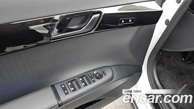 Hyundai Grandeur — Фото автомобиля 29