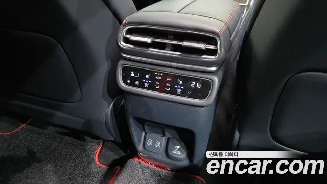 Genesis GV80 Coupe — Фото автомобиля 24
