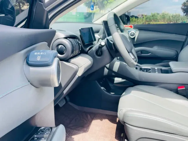 BYD Yuan PLUS — Фото автомобиля 16