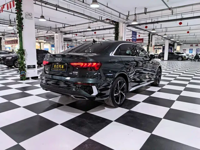 Audi A3 — Фото автомобиля 4