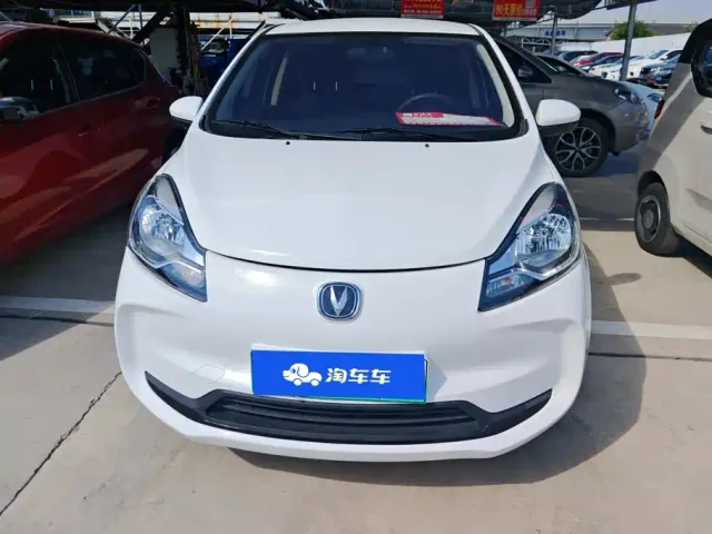 Changan Benben E-Star — Фото автомобиля 2