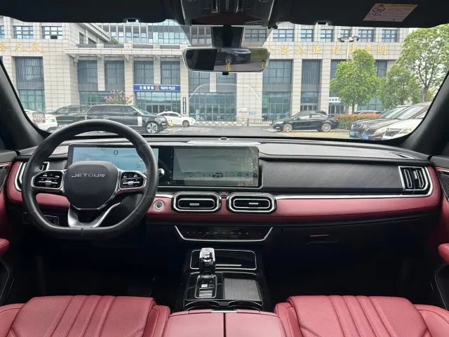 Jetour X70 Plus — Фото автомобиля 9