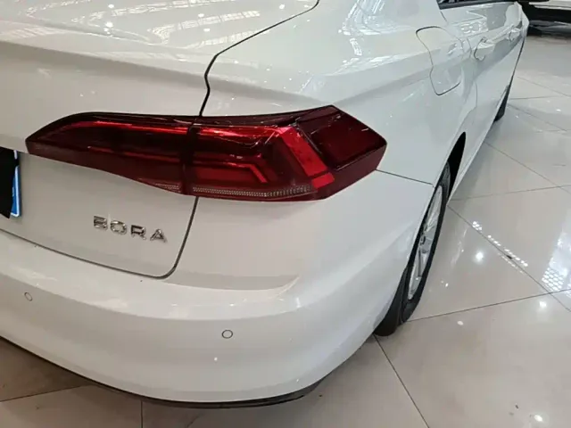 Volkswagen Bora 2021 1.5L Automatic Fashion Smart Edition — Фото автомобиля 7