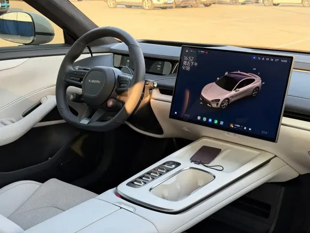 Xiaomi SU7 — Фото автомобиля 18