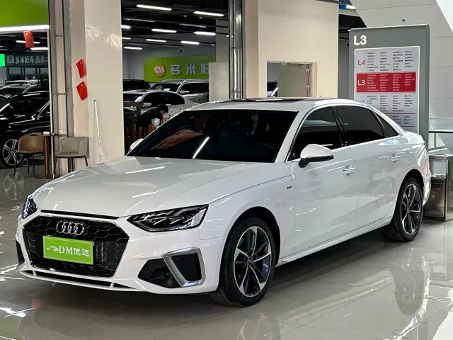 Audi A4L — Фото автомобиля 3