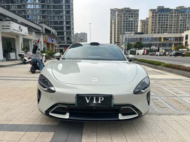 Xiaomi SU7 — Фото автомобиля 2