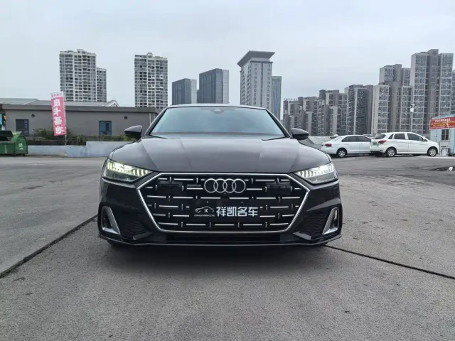Audi A7L — Фото автомобиля 2