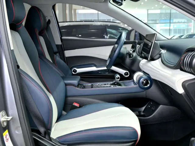 BYD Yuan PLUS — Фото автомобиля 10
