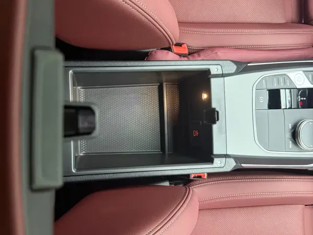BMW 3 Series — Фото автомобиля 13