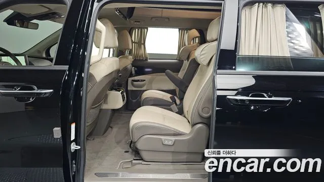 Kia Carnival 4th Gen — Фото автомобиля 18