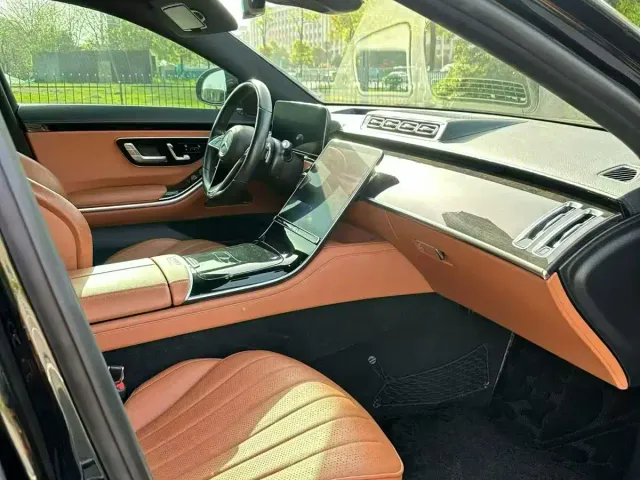 Mercedes-Benz S-Class — Фото автомобиля 8
