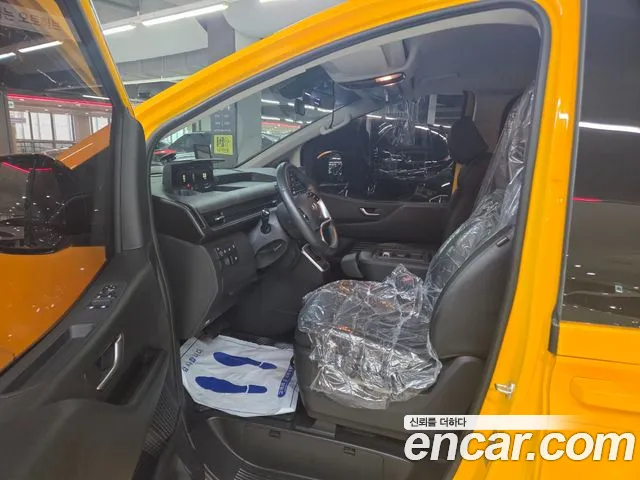 Hyundai Staria Staria Tourer 11 мест — Фото автомобиля 5