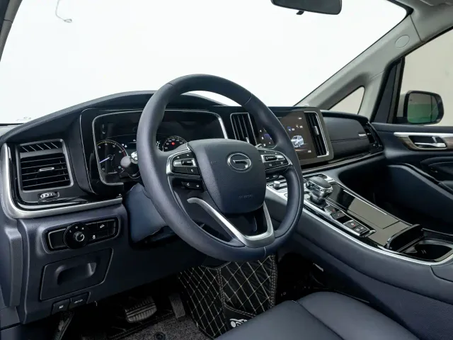 GAC Trumpchi M8 — Фото автомобиля 21