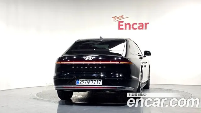 Hyundai Grandeur — Фото автомобиля 4