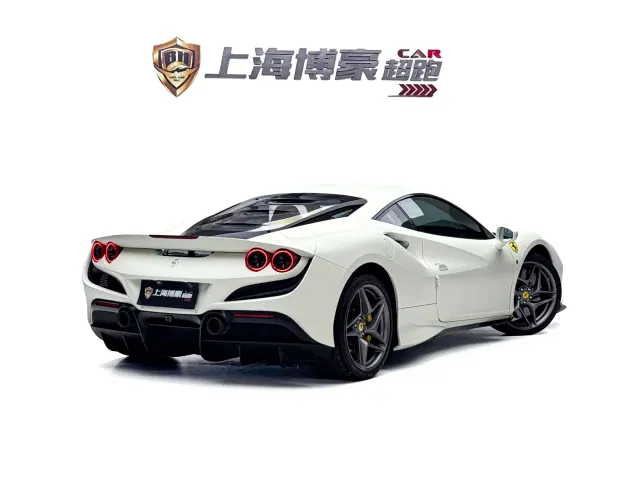 Ferrari F8 — Фото автомобиля 3
