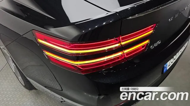 Genesis G80 Бензин 2.5 турбо AWD — Фото автомобиля 22