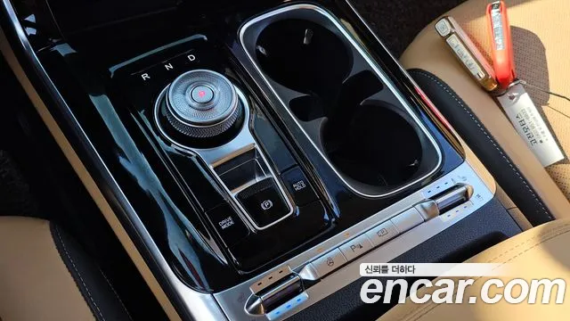 Kia Carnival 4th Gen — Фото автомобиля 9