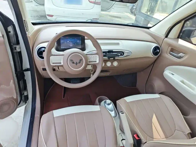 Wuling Hongguang Mini EV — Фото автомобиля 9