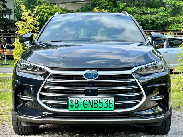 BYD Tang — Фото автомобиля 2