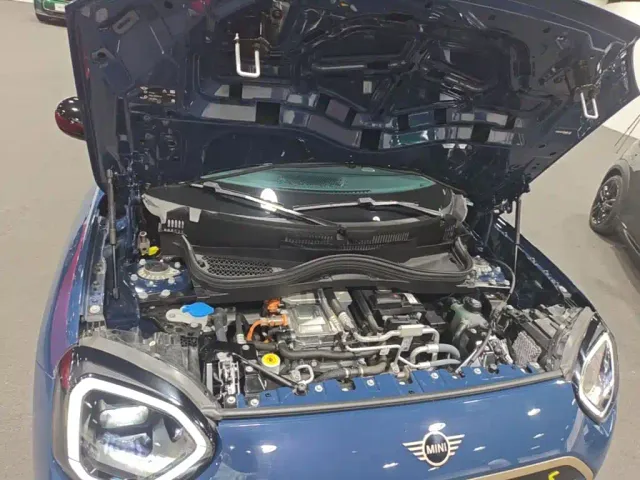 MINI Electric MINI ACEMAN — Фото автомобиля 19