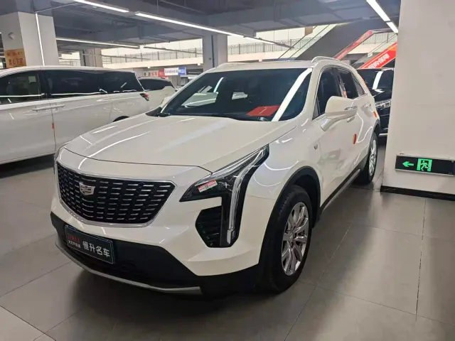 Фотография автомобиля — Cadillac XT4