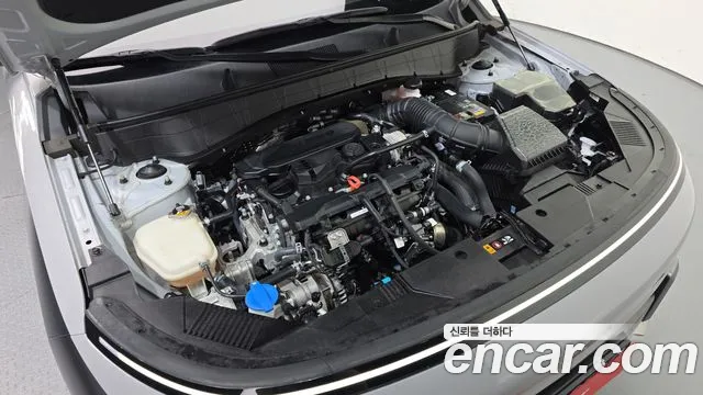 Hyundai Kona Kona (SX2) Бензин 1.6 турбо 2WD — Фото автомобиля 6