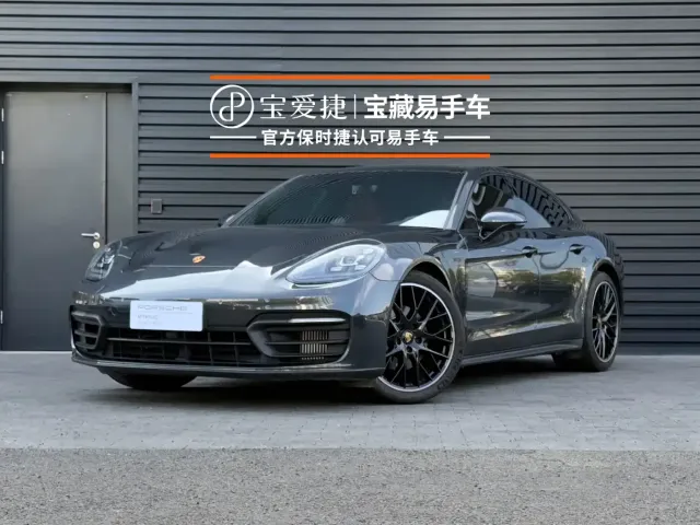 Фотография автомобиля — Porsche Panamera