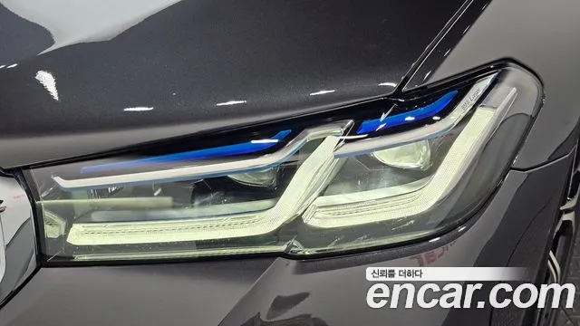 BMW 5 Series G30 — Фото автомобиля 7