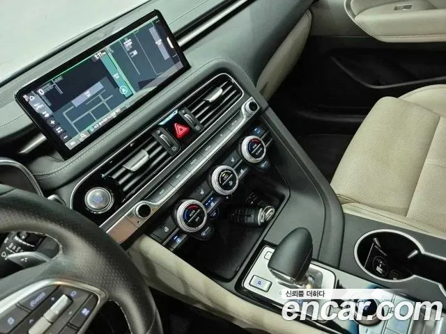 Genesis G70 — Фото автомобиля 10