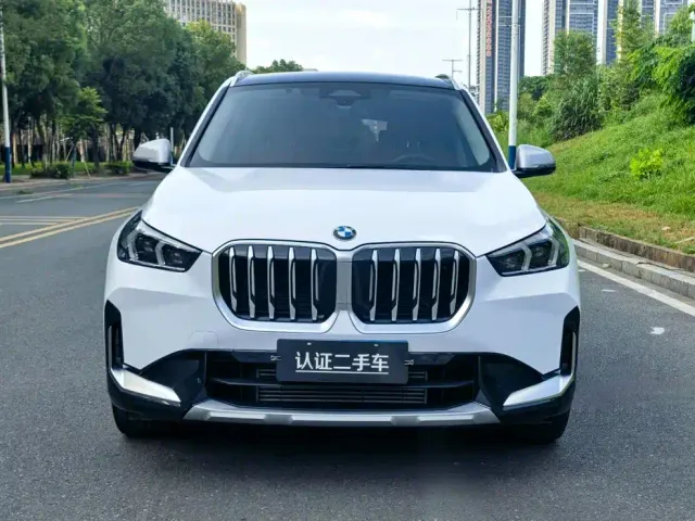 BMW BMW X1 2023 sDrive25Li X Design Package — Фото автомобиля 2