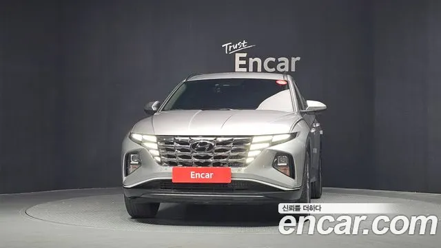 Hyundai Tucson Tucson (NX4) Бензин 1.6 турбо 2WD — Фото автомобиля 3