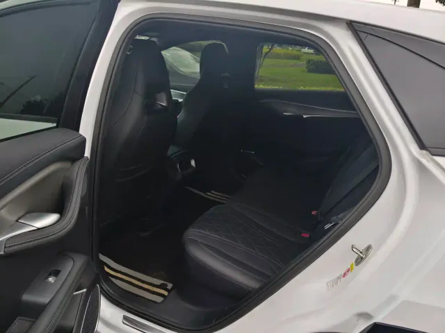 BYD Sealion 07 EV — Фото автомобиля 8