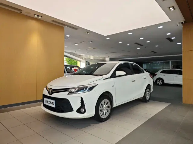 Фотография автомобиля — Toyota Vios