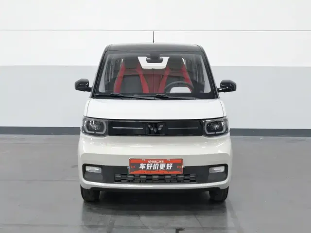 Wuling Hongguang Mini EV — Фото автомобиля 3