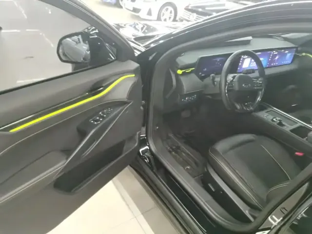 Ford Mondeo — Фото автомобиля 8