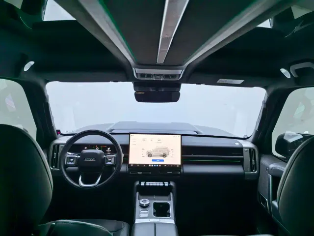 iCAR V27 — Фото автомобиля 11