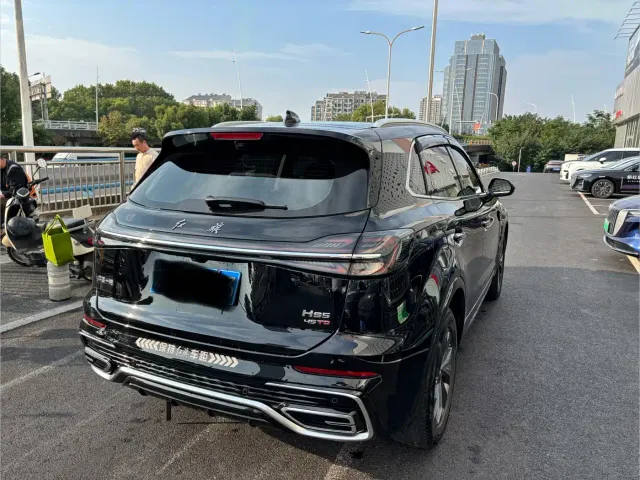 Hongqi HS5 — Фото автомобиля 7